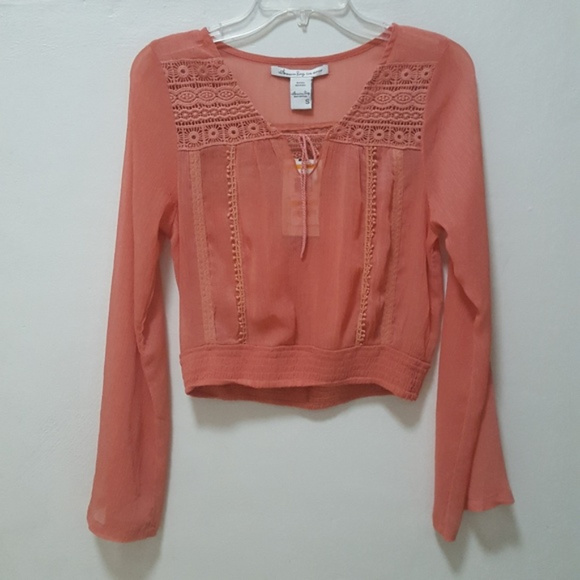American Rag Tops - American Rag Top Cropped Long Bell Sleeves Boho S